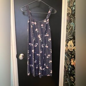 Cute Floral Patterned Dress